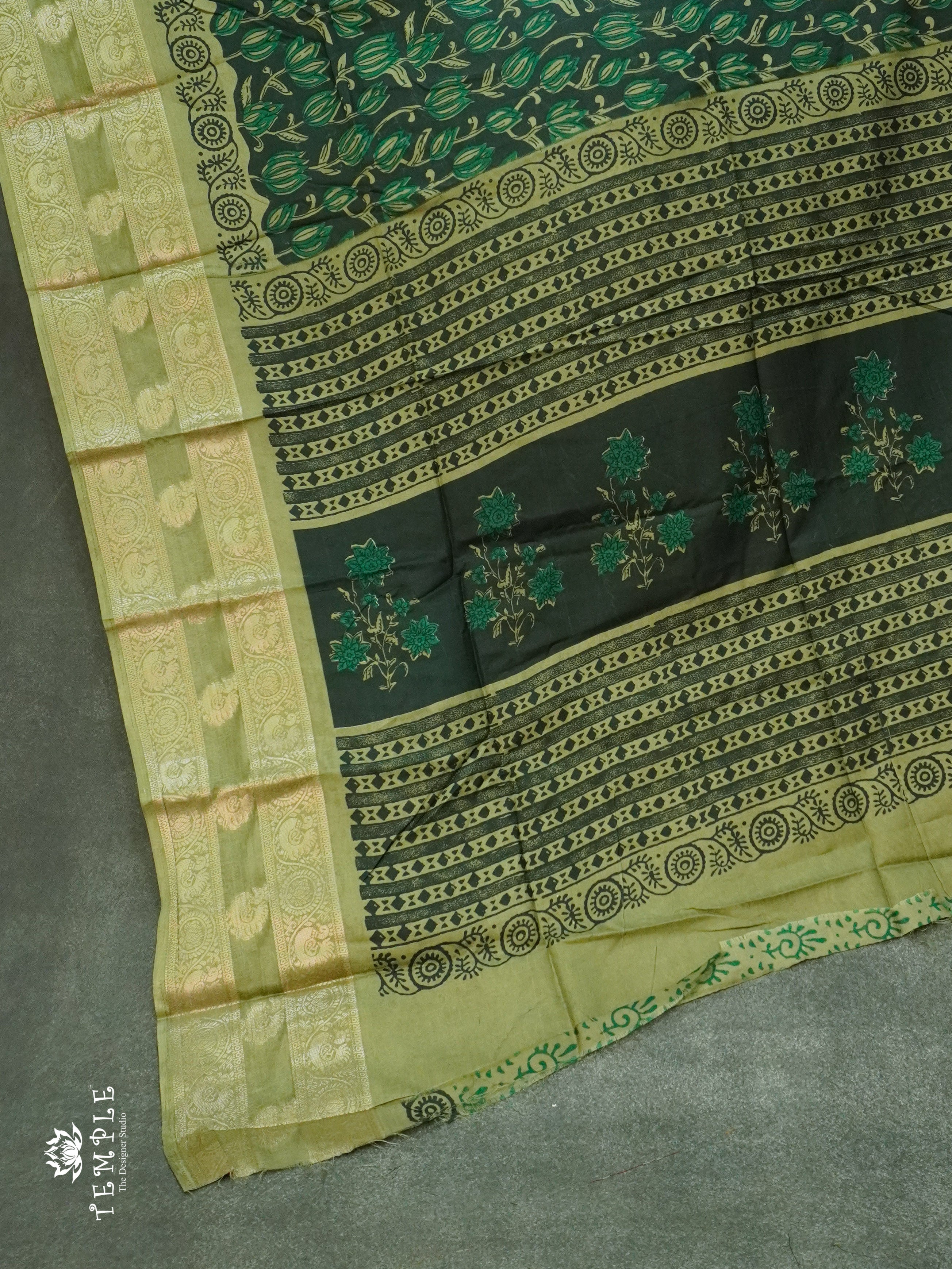 Dola Jacquard Saree | TTDS1211