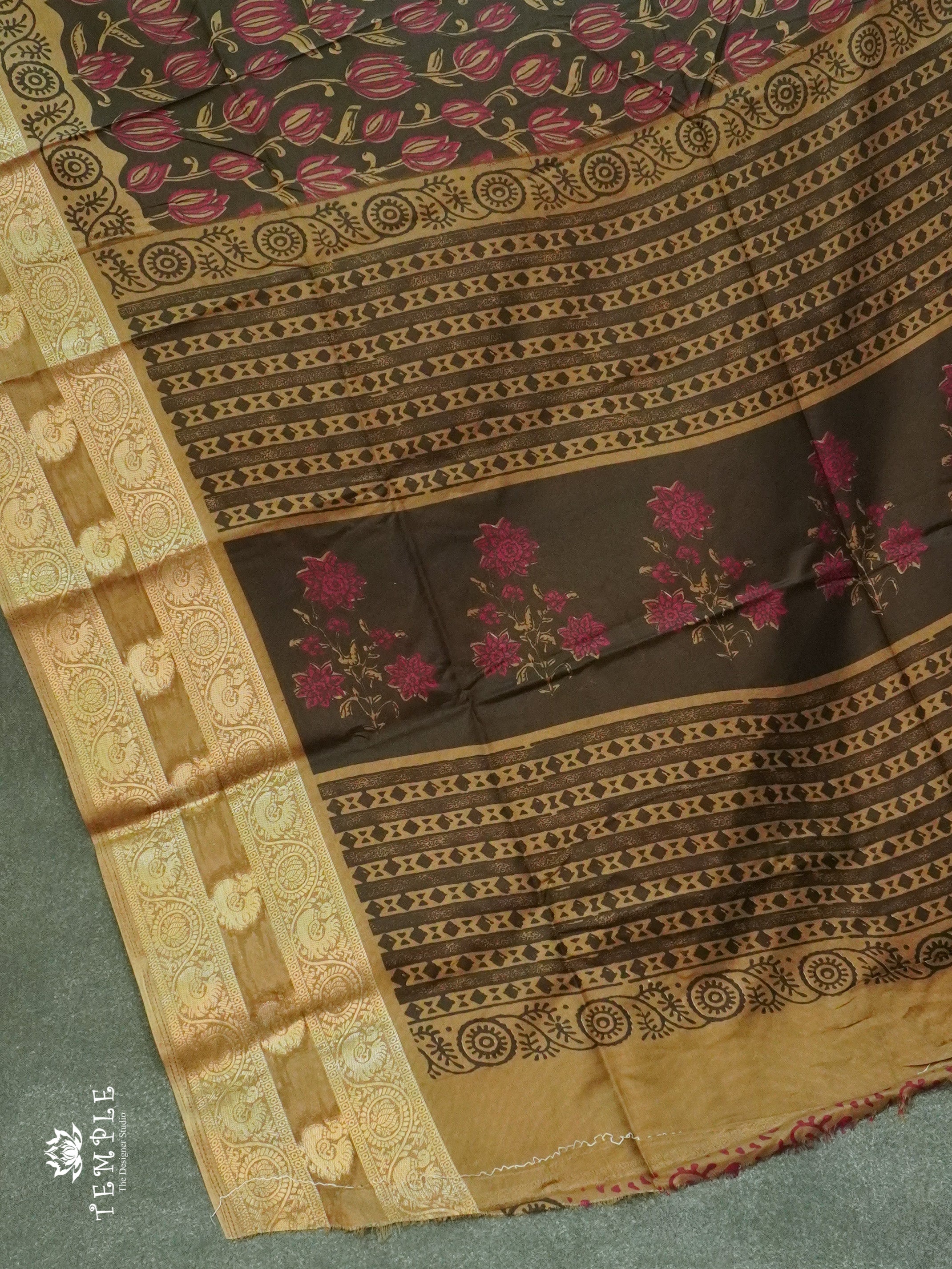 Dola Jacquard Saree | TTDS1211