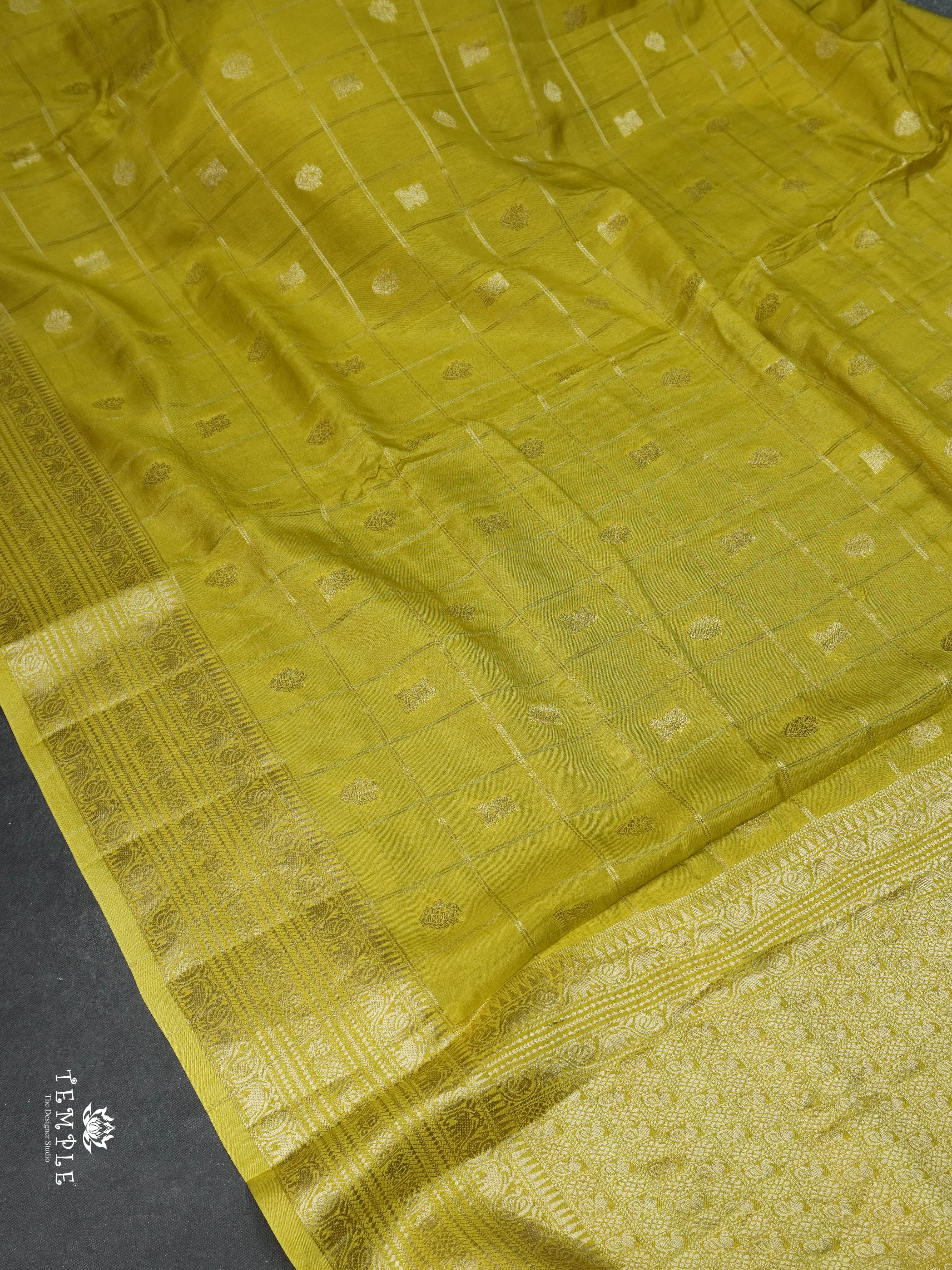 Checked Pattern Kadhi Silk Saree | TTDS1615 | Pongal Fest