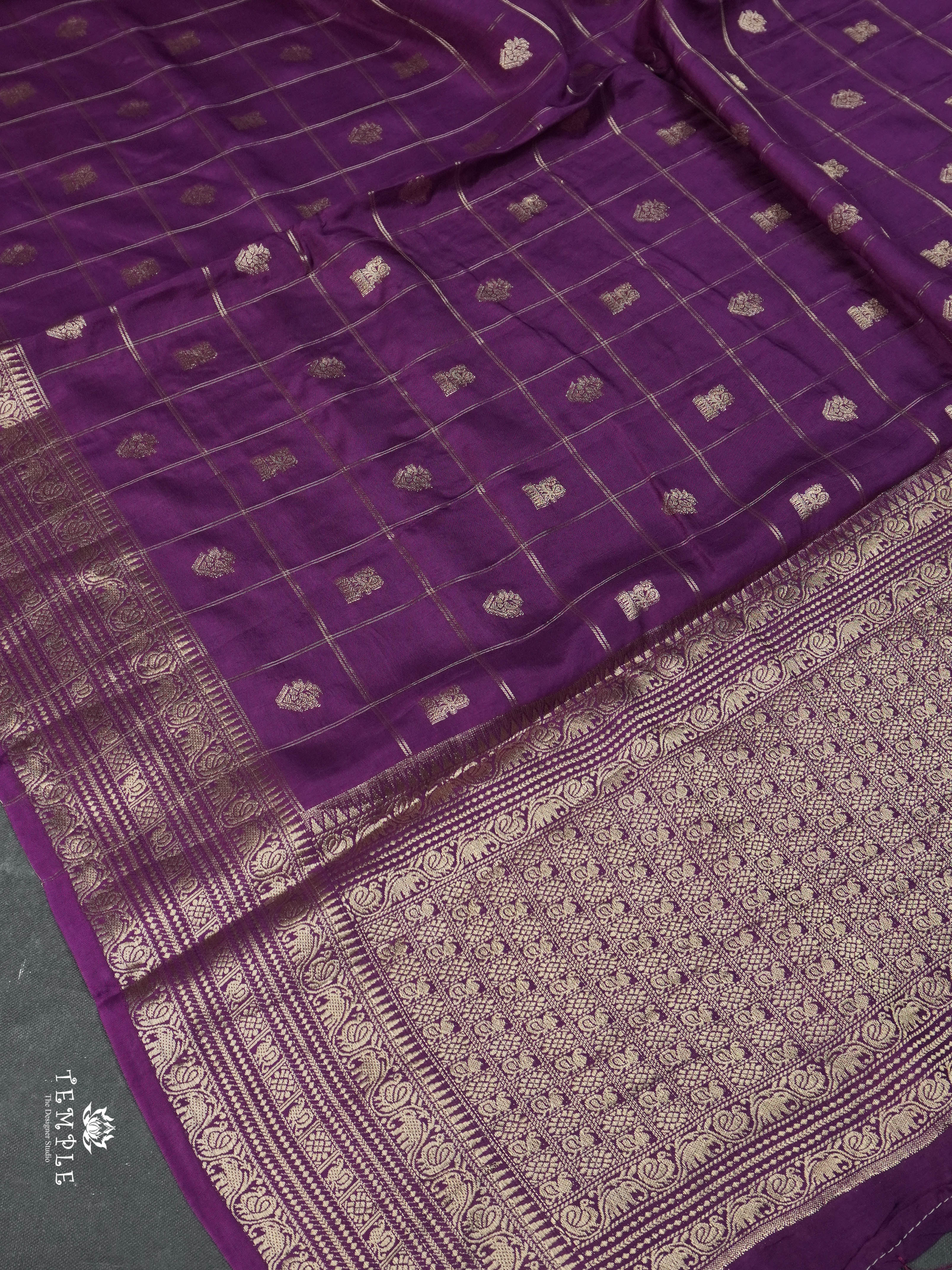 Checked Pattern Kadhi Silk Saree | TTDS1615 | Pongal Fest