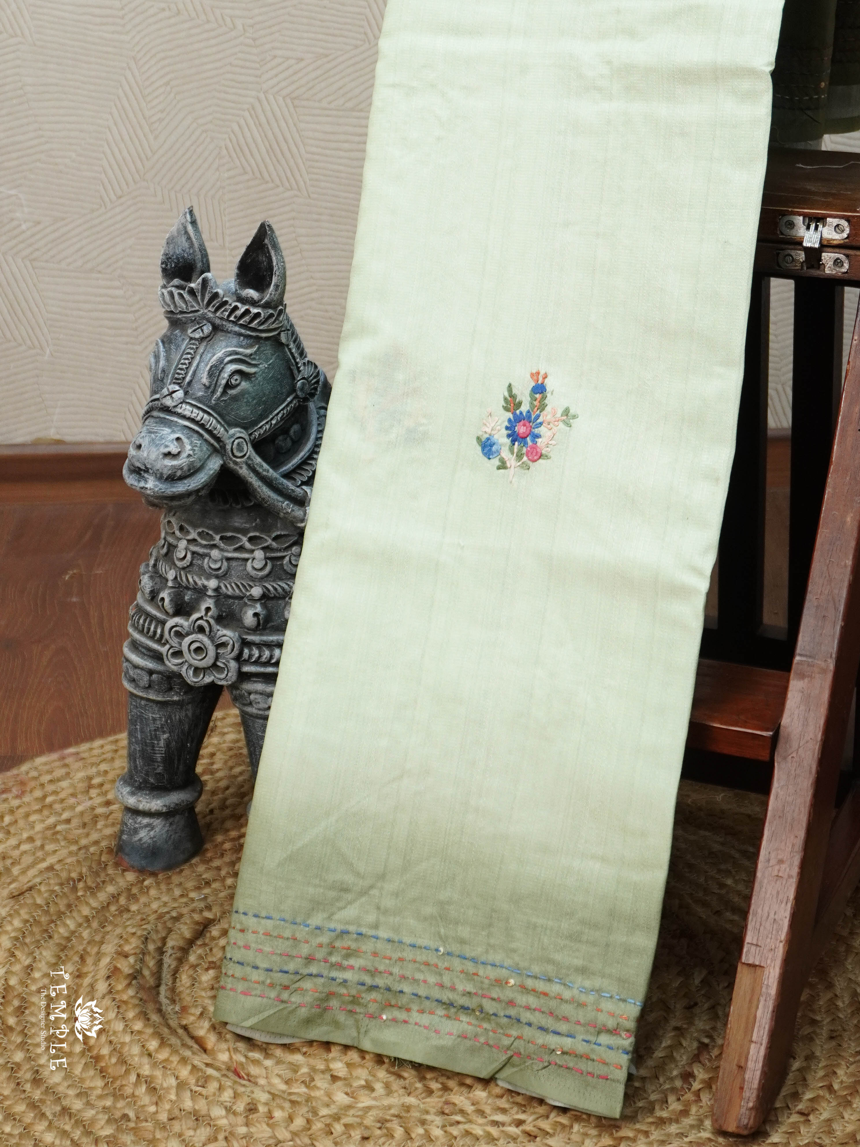 Linen Silk Saree With Kantha Work | TTDS3121