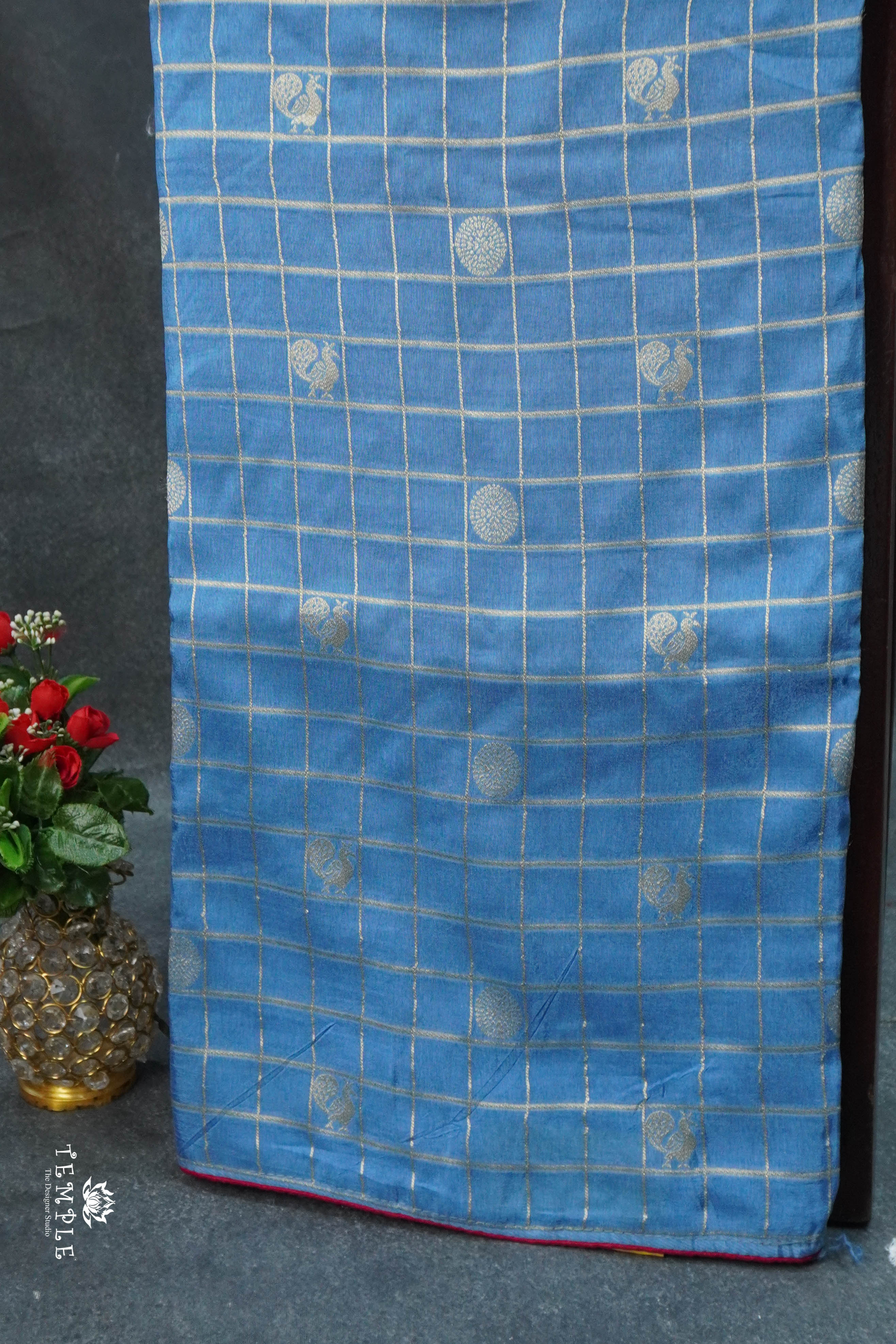 Checked Pattern Kadhi Silk Saree | TTDS1667