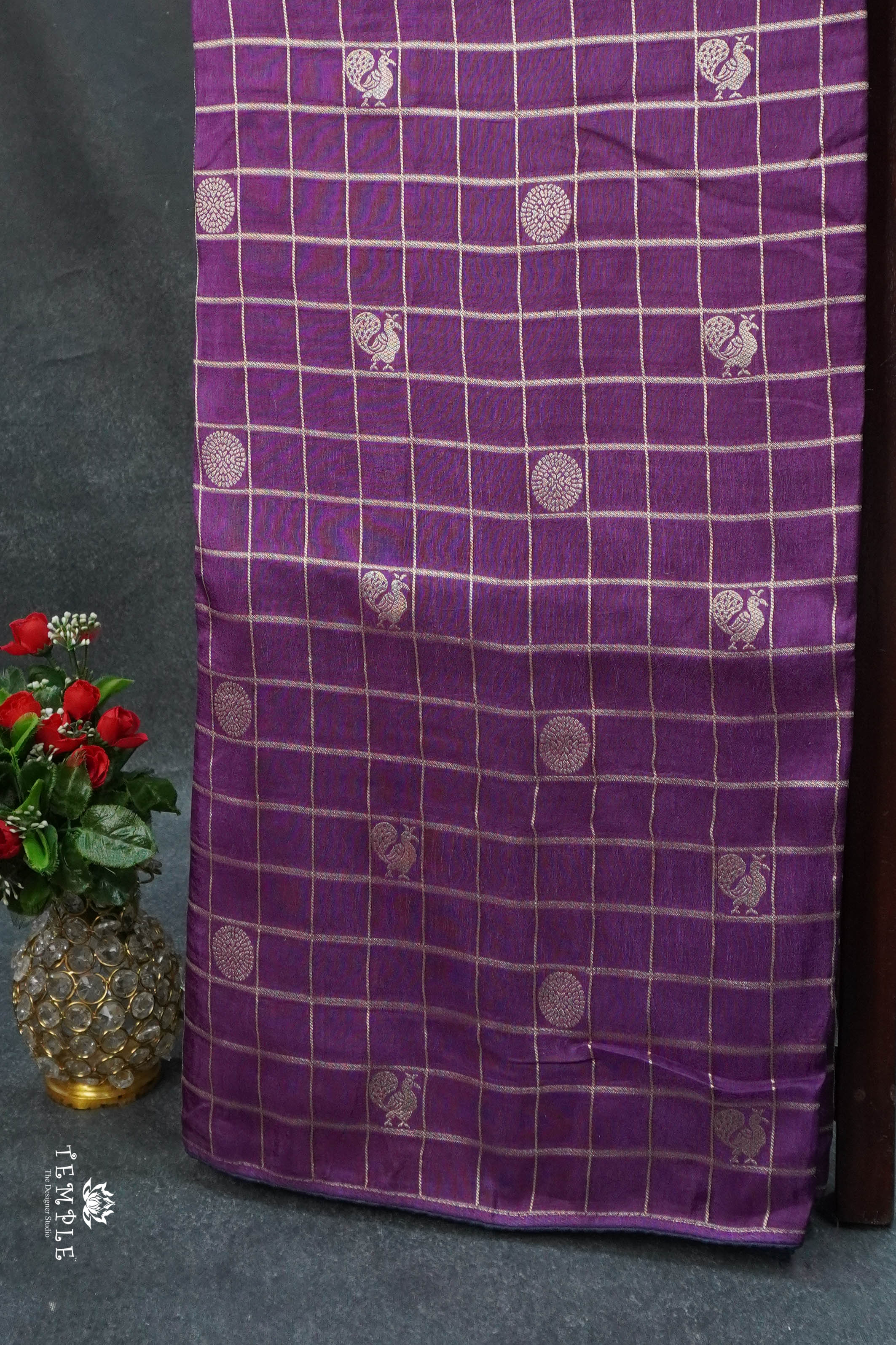 Checked Pattern Kadhi Silk Saree | TTDS1667