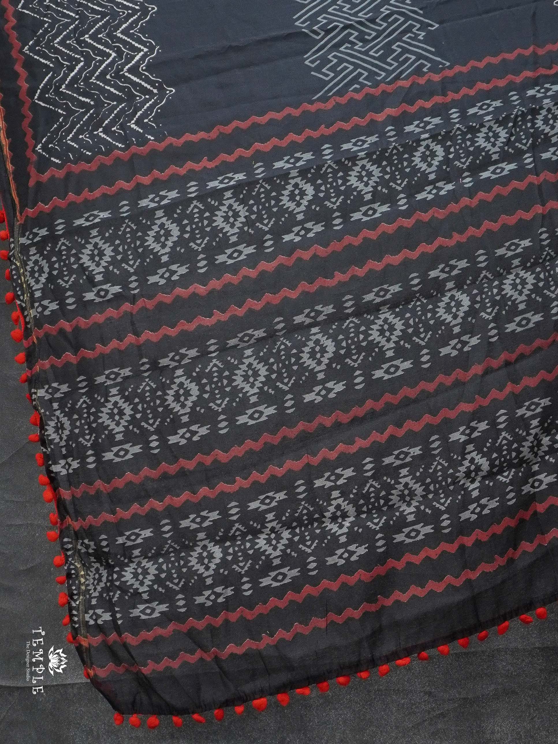 Chanderi Cotton Saree With Pompoms | TTDS2271