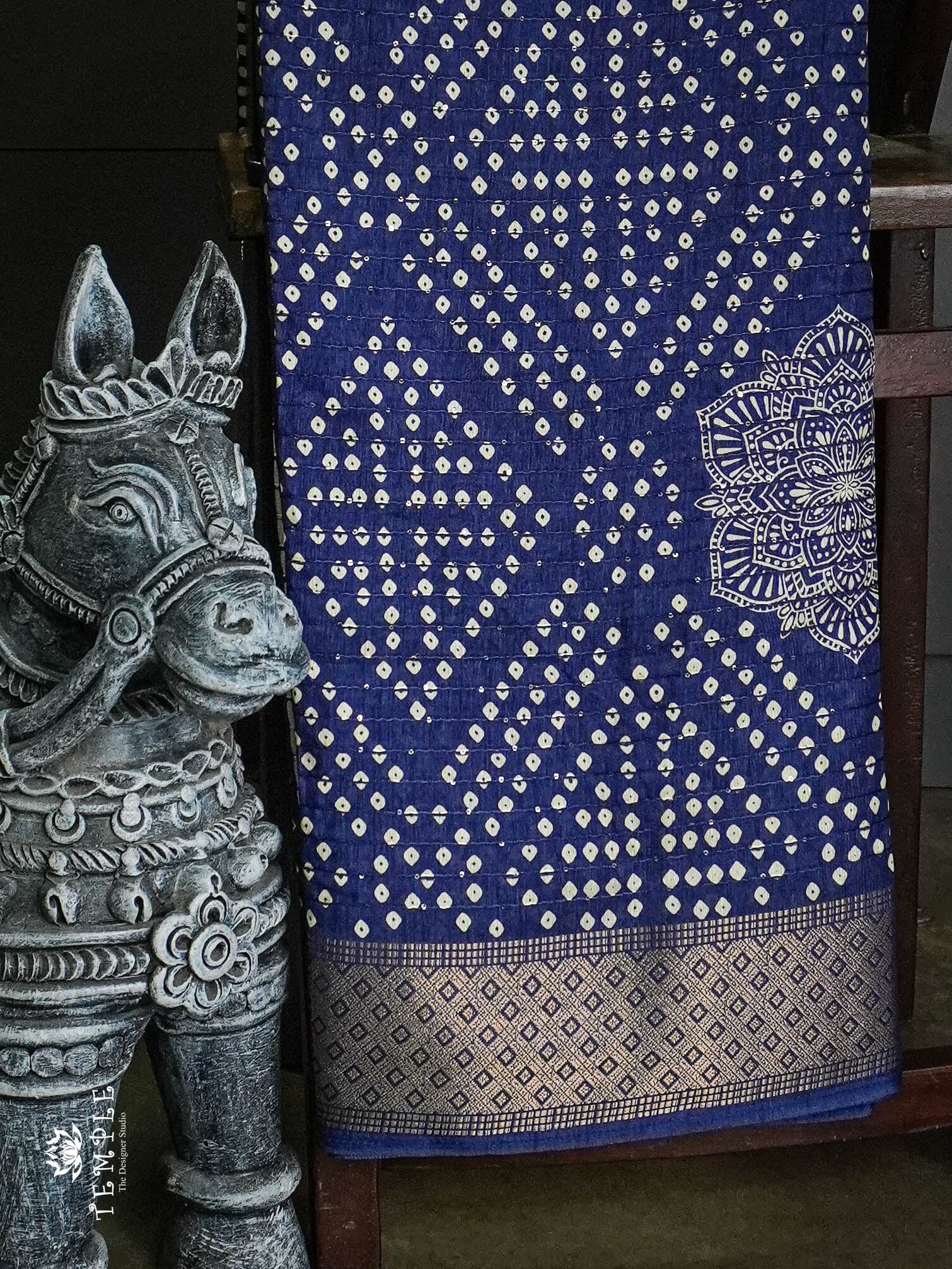 Maroon Color Silk Jacquared Weaving Readymade Kurti (mother-daughter  Twinning)- Shreeva Collection Yf#23664, Ladies Silk Kurti, रेशम की कुर्ती,  सिल्क कुर्ती - Ozone Shield, Mumbai | ID: 2850794799297